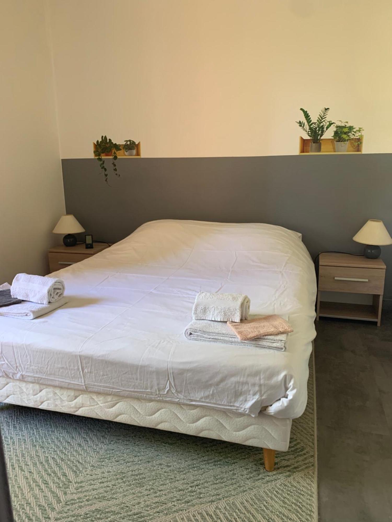 Appartement Cosy Confort Parking Clim Wifi Linge Acces Piscine Non Inclus Canet-en-Roussillon Exterior foto