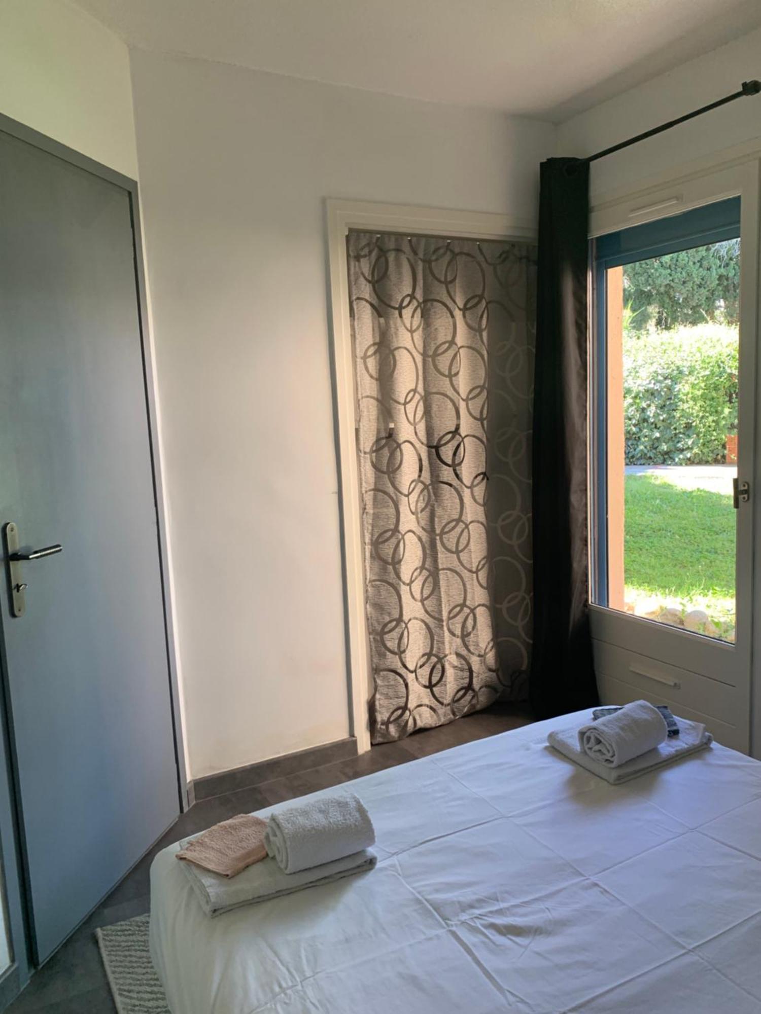 Appartement Cosy Confort Parking Clim Wifi Linge Acces Piscine Non Inclus Canet-en-Roussillon Exterior foto